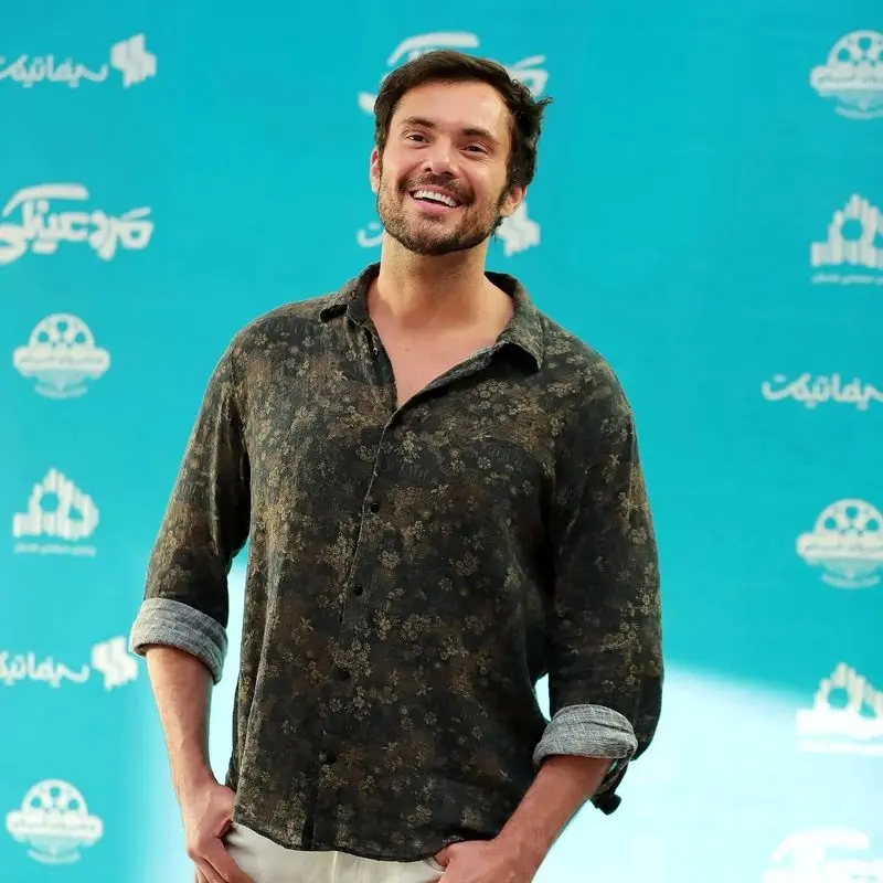 بیوگرافی آدریانو تولوزا 2