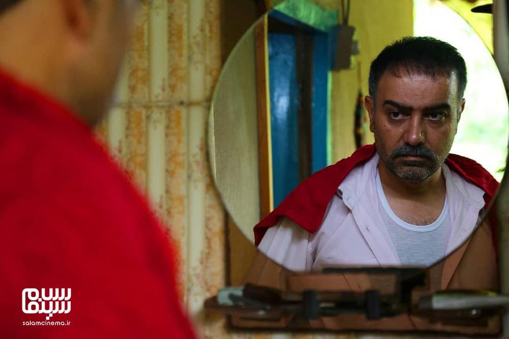 فیلم /گریه های پشیمانی بازیگران ایرانی بعد وطن فروشی! /  از احسان کرمی و برزو ارجمند گرفته تا حمید فرخ‌نژاد و پرستو صالحی‌و...