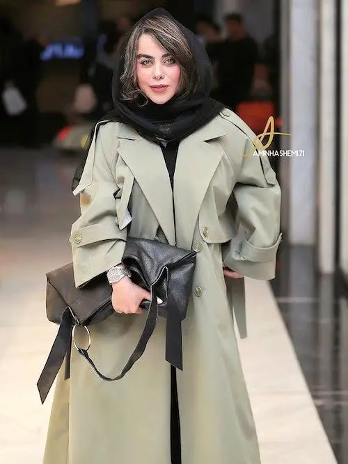 کیف بقچه‌ای الهام اخوان